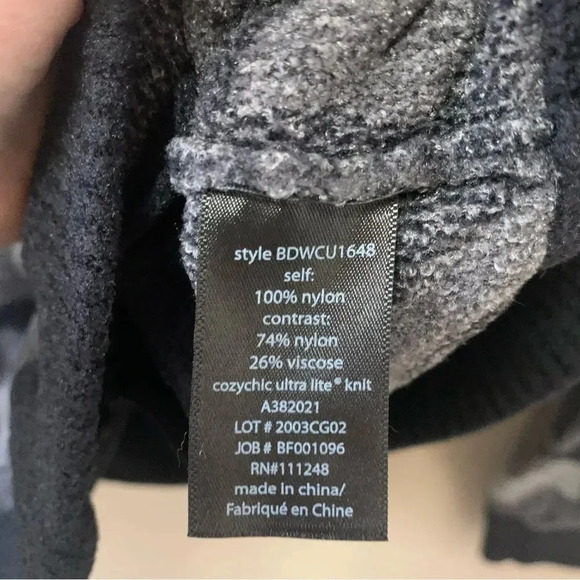 Barefoot Dreams CozyChic Ultra Lite Camo Zip-Up Bomber Size Small - Picture 10 of 10